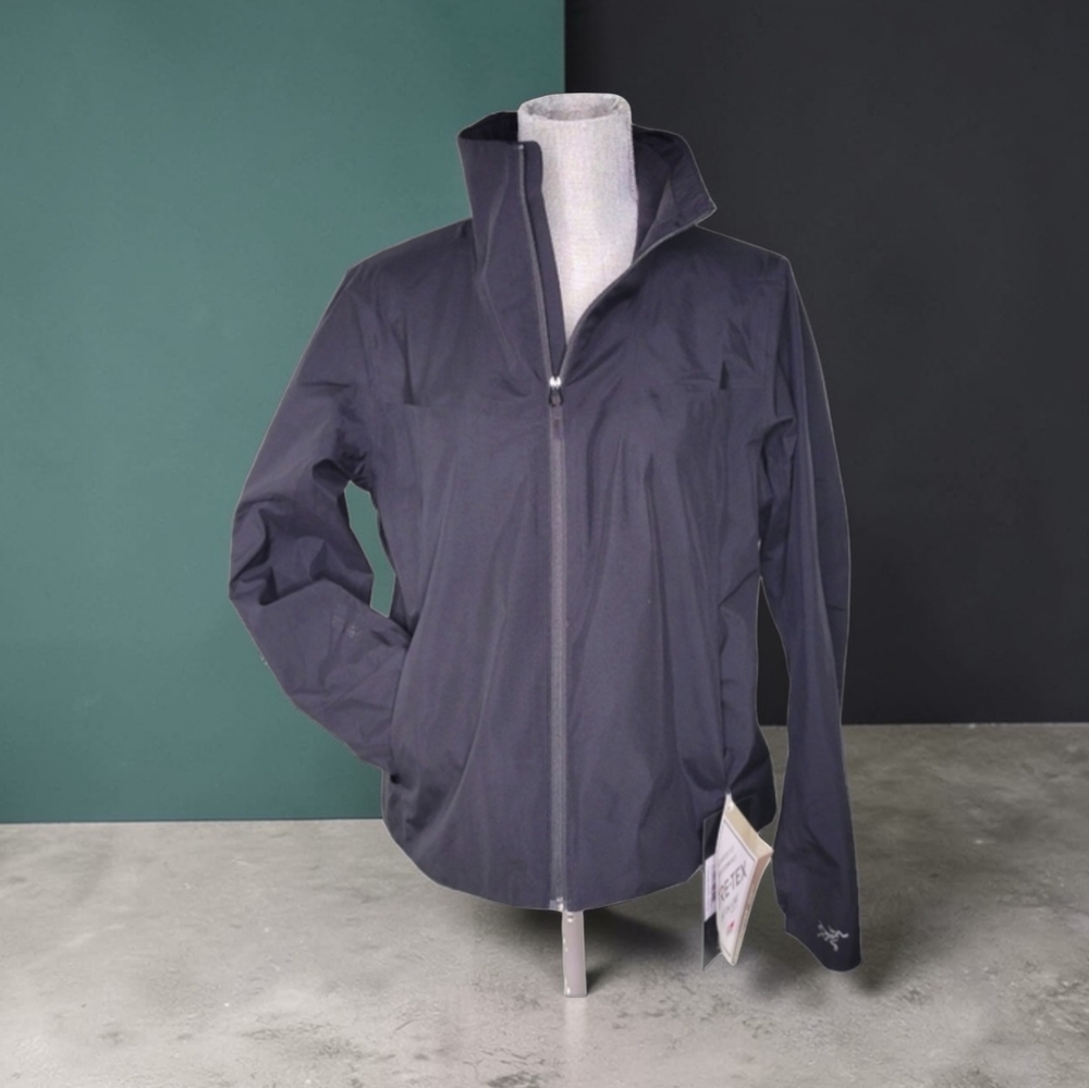 Arc'teryx Women's Solano Windstopper Water Repellent Breathable Black Jacket Med